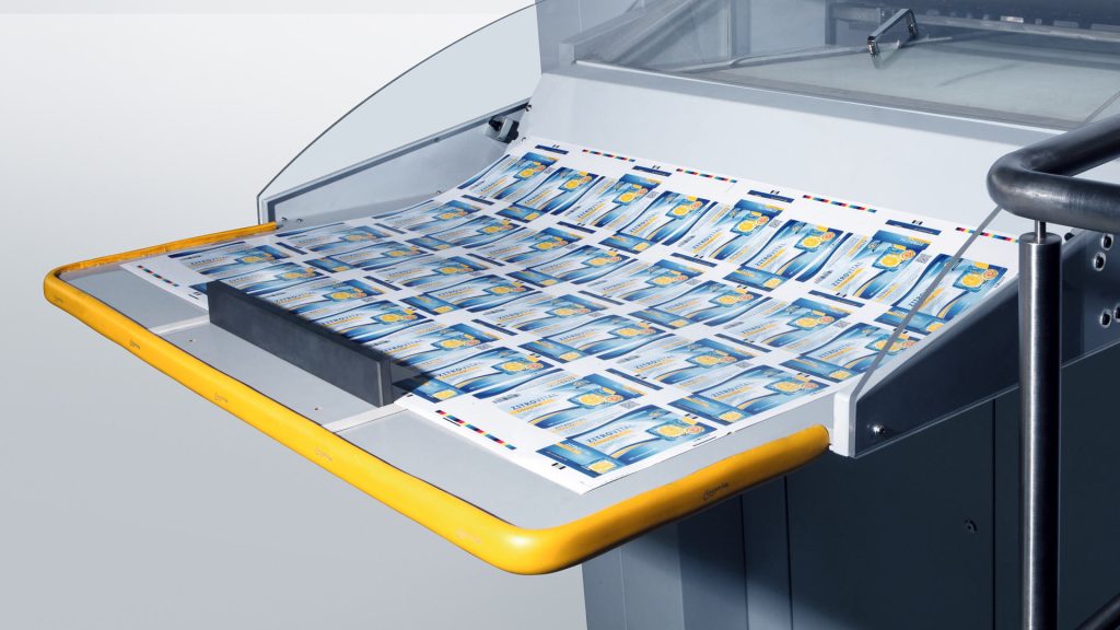 flatbed die cutter