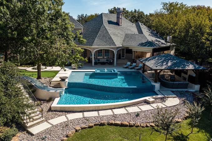 https://www.endlesslypools.com/